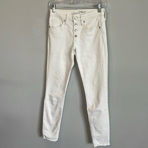 Universal Thread High Rise Skinny Jean - White